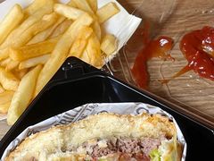 -The Habit Burger Grill 哈比特汉堡(世博店)