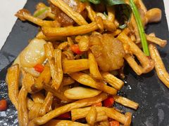 -荟廷·晶萃(陆家嘴尚悦湾店)