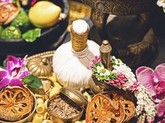 -莲泰式·中式·沐足·精油SPA采耳(天河店)