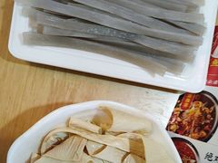 -蛙一刀·麻椒鱼火锅(金仙桥店)
