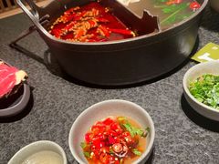 -三出山火锅(南京万象天地店)