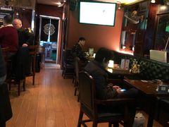-Hooley's活利仕西餐厅(珠江新城店)