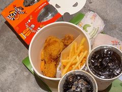 -麦当劳(徐汇漕溪北路百脑汇店)