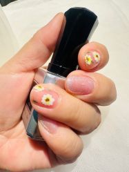 -悦指间美甲美睫