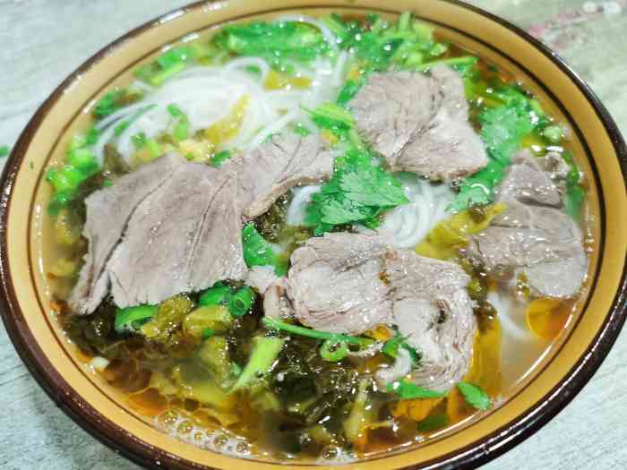 羊肉粉有点油油的,希望下次少放点油