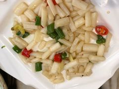 藕带炒雪花牛肉粒-敦煌喜宴(万达广场店)