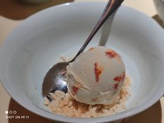 桂花枸杞冰激凌-惠食佳(滨江大公馆店)
