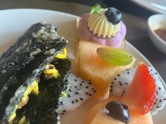 -大中华希尔顿酒店-念自助餐·嗨啤·小龙虾