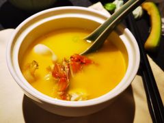 活拆蟹黄大排翅-成隆行·蟹王府(九江路店)