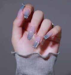 -悦指间美甲美睫