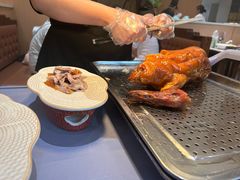 -梅利汴京烤鸭•开封豫菜地标店(东司门店)