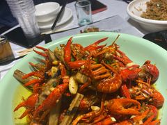 -靓虾二哥长沙地标小龙虾(五一广场店)