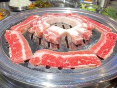 -哈哈碳都·牛肋条无限自助烤肉(宝龙店)