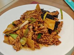 爆炒腰花-春水锅贴·传统鲁菜(大明湖店)