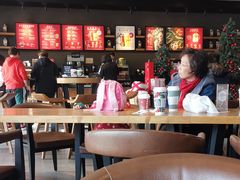 大堂-星巴克臻选(莘庄仲盛店)