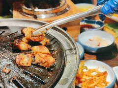 -明洞阿姨·韩式酱蟹烤肉·创意料理(三元桥店)