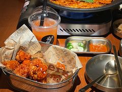 炸鸡双拼-春熙台韩国料理·章鱼肥牛(西丽店)