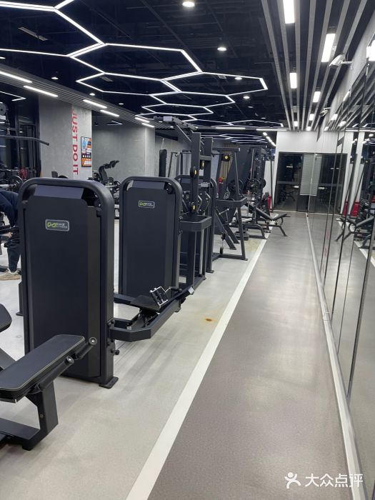 跃动游泳健身俱乐部(新华传媒店)图片
