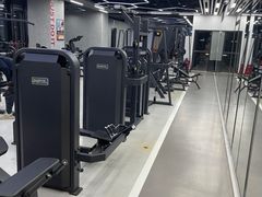 -跃动游泳健身俱乐部(新华传媒店)