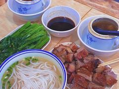 -香辉食馆(新兴路店)