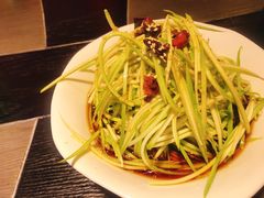 -壹号院音乐餐厅•烤全羊•新疆菜(浐灞店)