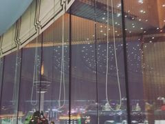 -云顶旋转自助景观餐厅