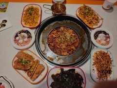 -鸿通城购物中心