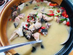 -小洞天柴火土菜馆