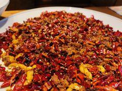 -临界音乐酒馆·小龙虾·江湖菜(华熙LIVE·鱼洞店)