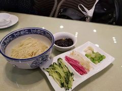 炸酱面-东四民芳餐厅(世茂工三店)