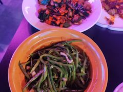 -粉墨特色菜·烧烤音乐酒馆