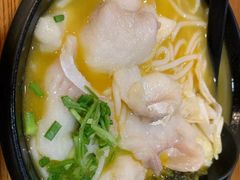 酸菜鱼米粉-鑫花溪牛肉米粉(凤凰街创始总店)