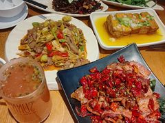 -隔壁老王·家常云南菜(花巷店)