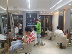 点击看大图 -V+SALON造型