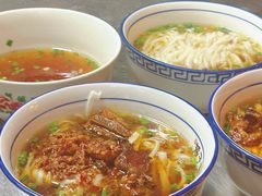 -矮子粉店1985·长沙米粉(湘春路店)
