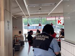 -肯德基(成山路地铁站店)