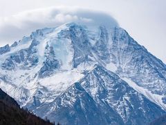 -亚拉雪山风景区