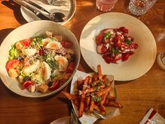 -JINNS锦时 steak&pizza(浸信会礼拜堂旧址店)