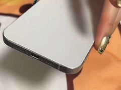 -Apple零售店(华贸购物中心店)