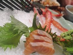 厚切三文鱼-虹料理·日料放题(悠方店)