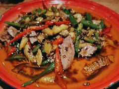 -先启半步颠小酒馆(白麓里店)