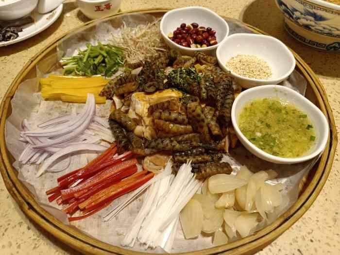 正哥客家菜(挂绿店)-"在挂绿广场四楼,周日九点半到的,不用等位.