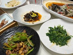 -梅花香里大酒店(郁金香路店)
