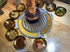 十道正宗韩国小菜-金顺韩式烤肉·网红烤肉店(广利路店)