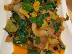 家常回锅肉-传奇霸王兔