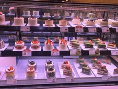-巴黎贝甜(大宁国际商业广场店)