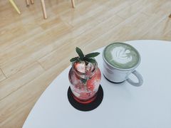 草莓气泡水-隹木咖啡馆(宝龙广场店)