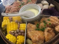 -黄桷树曹家私房菜(江与城店)
