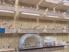 -MUJOSH木九十眼镜(月星环球港B1店)