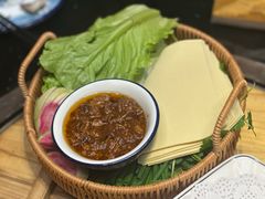 -东北哈尔滨酱骨头馆房掌柜铁锅炖